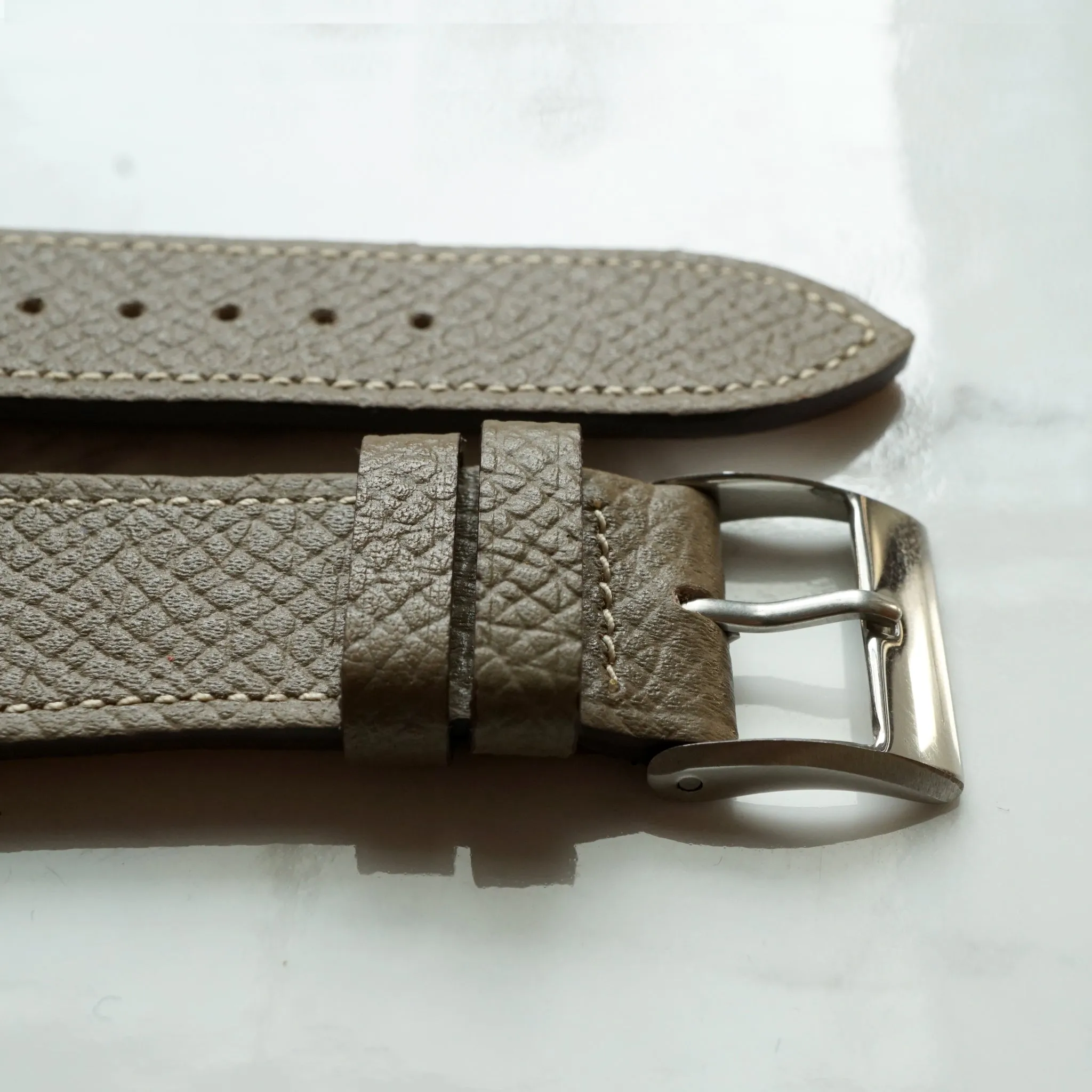 TAUPE BROWN GRAINED CALF STANDARD STRAP