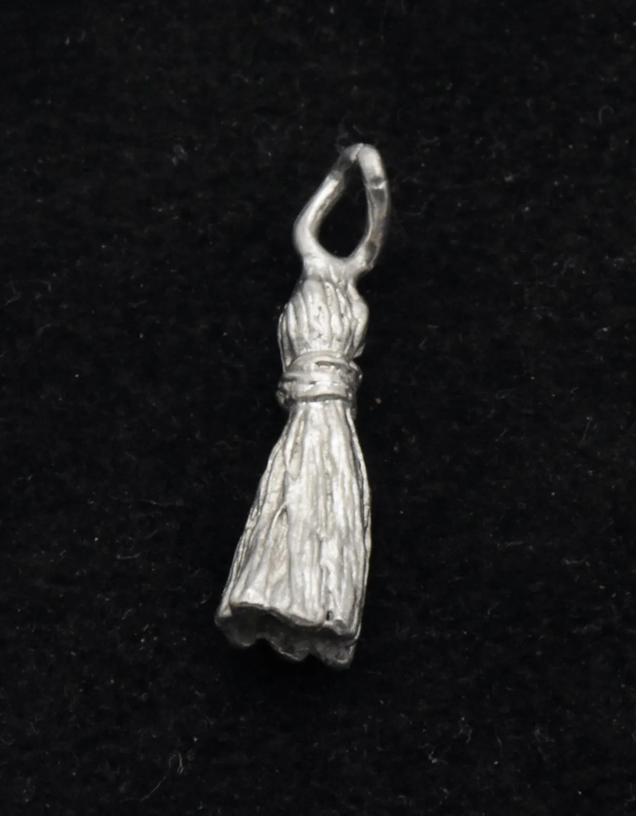 Vintage Pewter Graduation Cap Tassel Charm