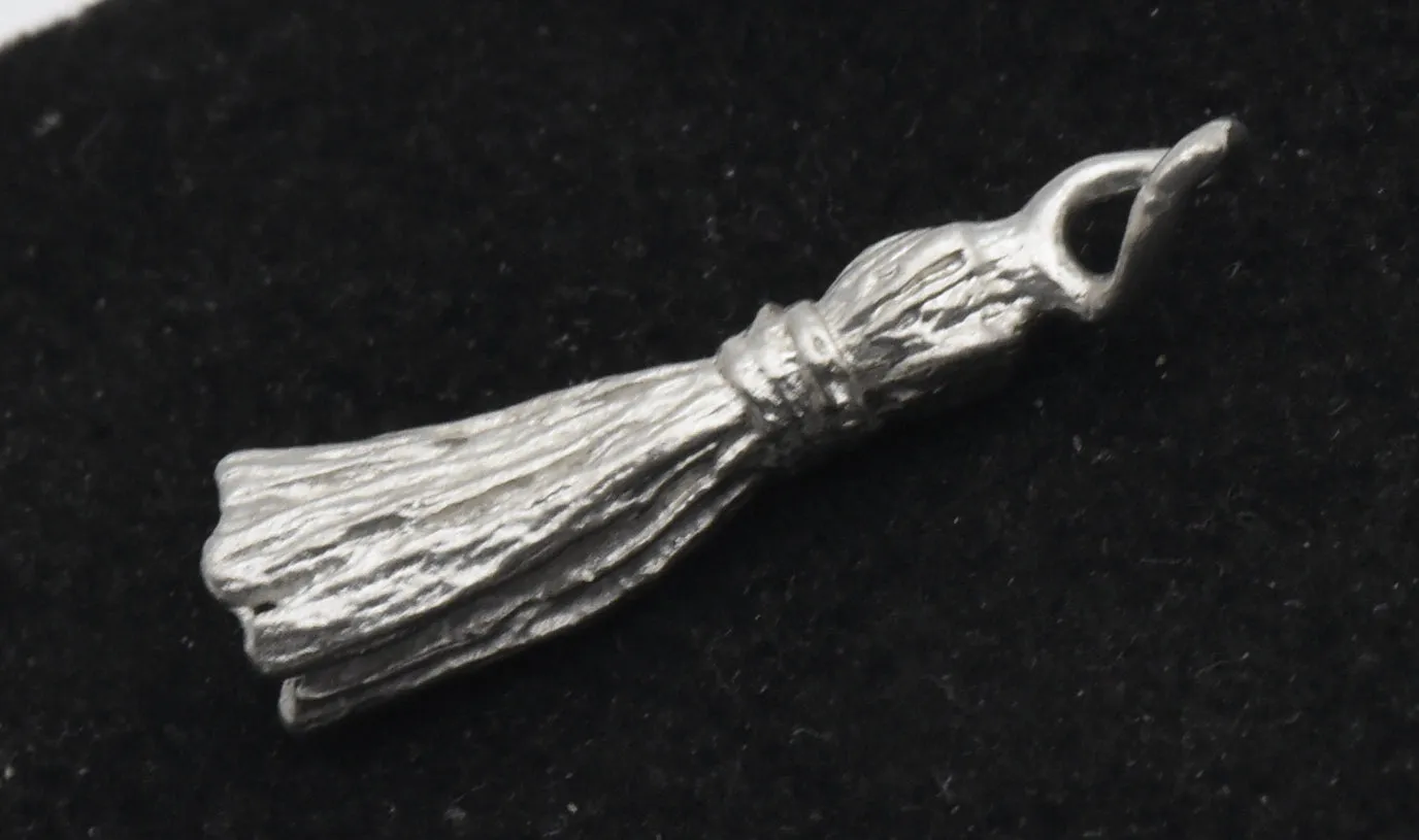 Vintage Pewter Graduation Cap Tassel Charm