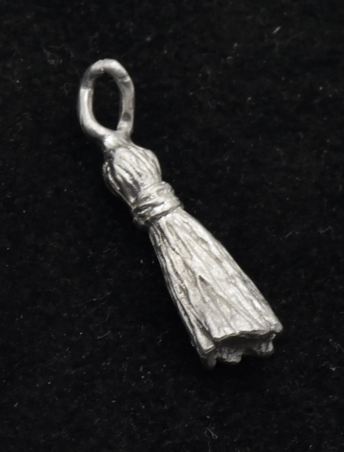 Vintage Pewter Graduation Cap Tassel Charm